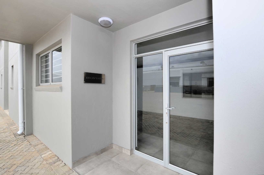 To Let Commercial Property for Rent in Dal Josafat Western Cape